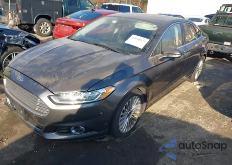2015 Ford Fusion Titanium z USA, uszkodzony, nr VIN 3FA6P0D92FR133968